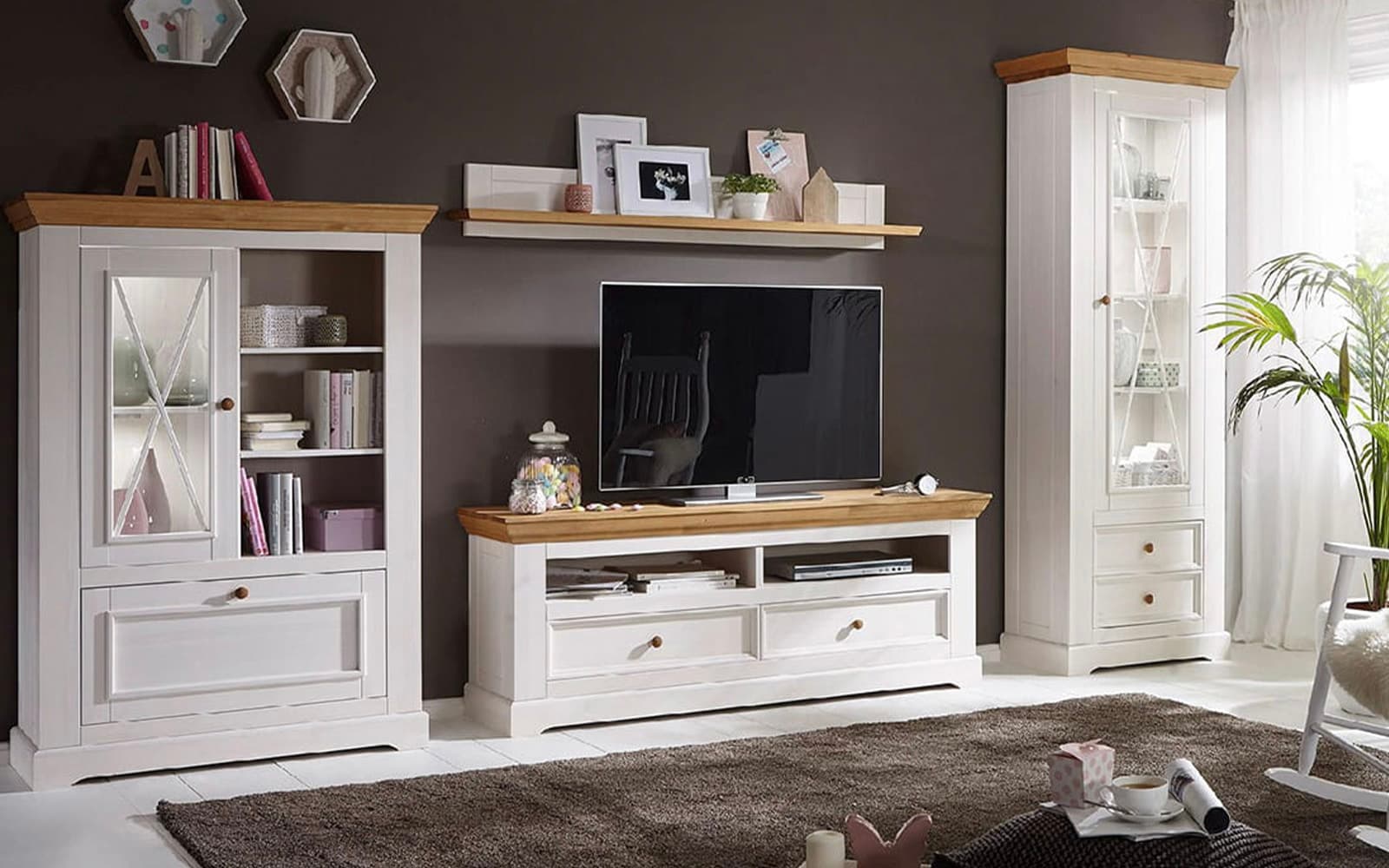 mobilier lemn masiv