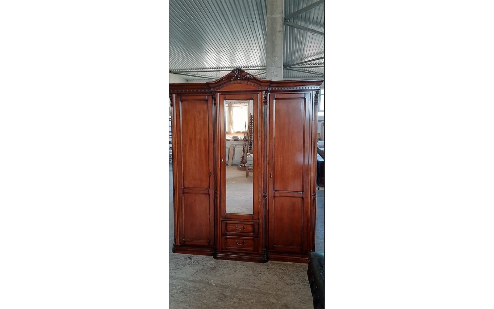 Dulap Briston 3 usi, 2 sertare: L 178 x A 65 x H 233 cm