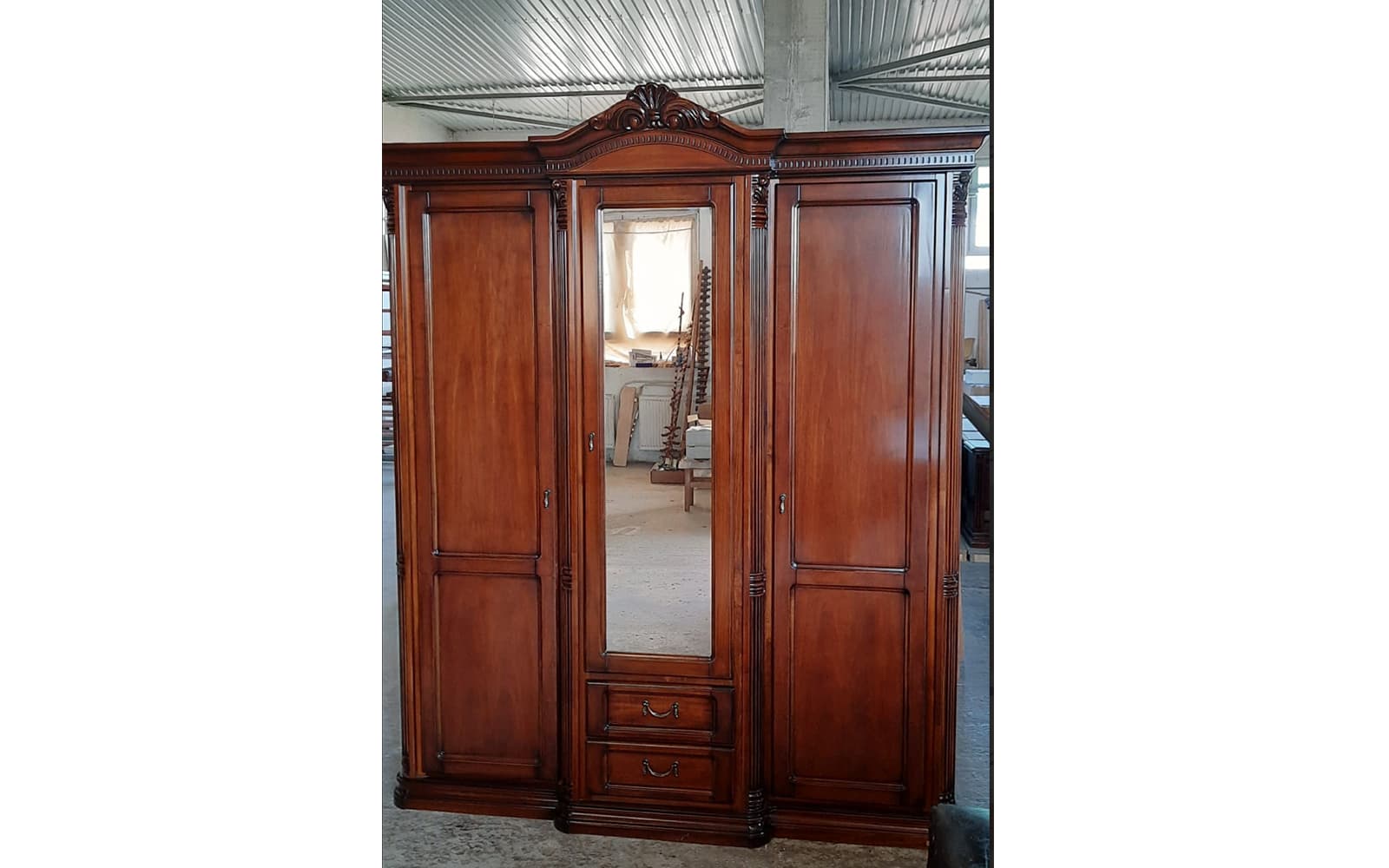 Dulap Briston 3 usi, 2 sertare: L 178 x A 65 x H 233 cm
