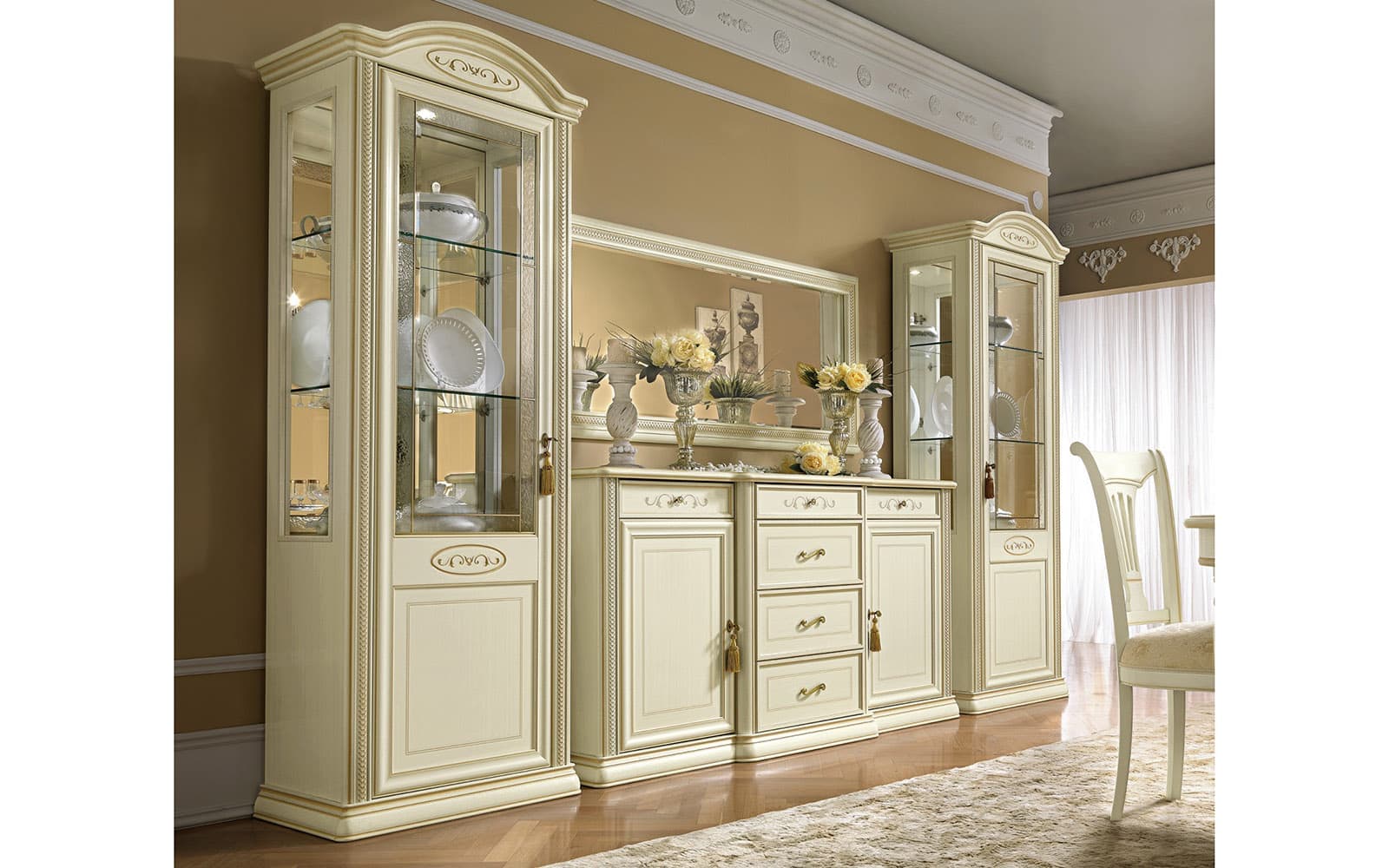 Vitrina Caterina, Lemn Masiv, Crem, 81 x 47 x 216 cm