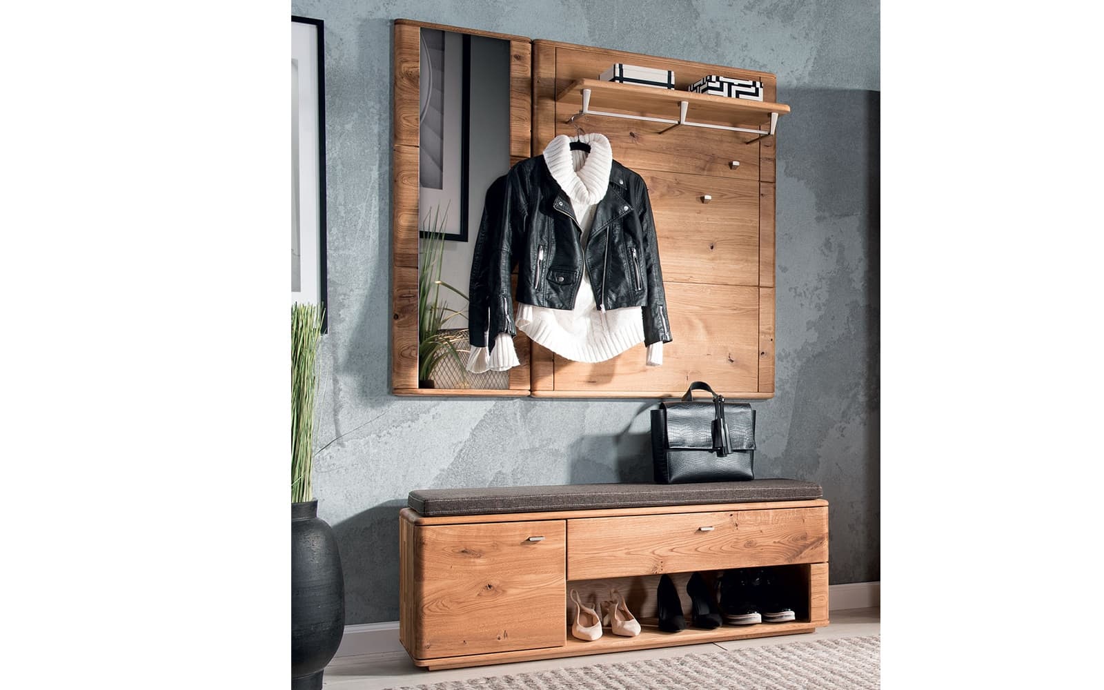 Mobilier lemn masiv hol