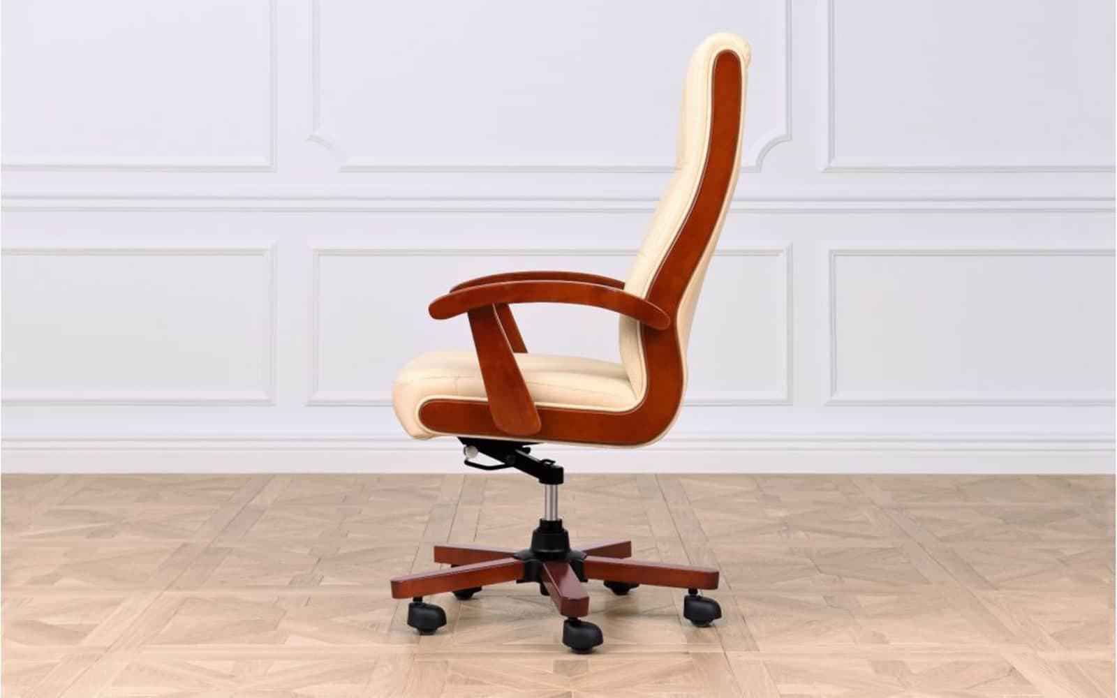 Scaun Toronto, Model T1, Coniac - Piele Crem din lemn masiv