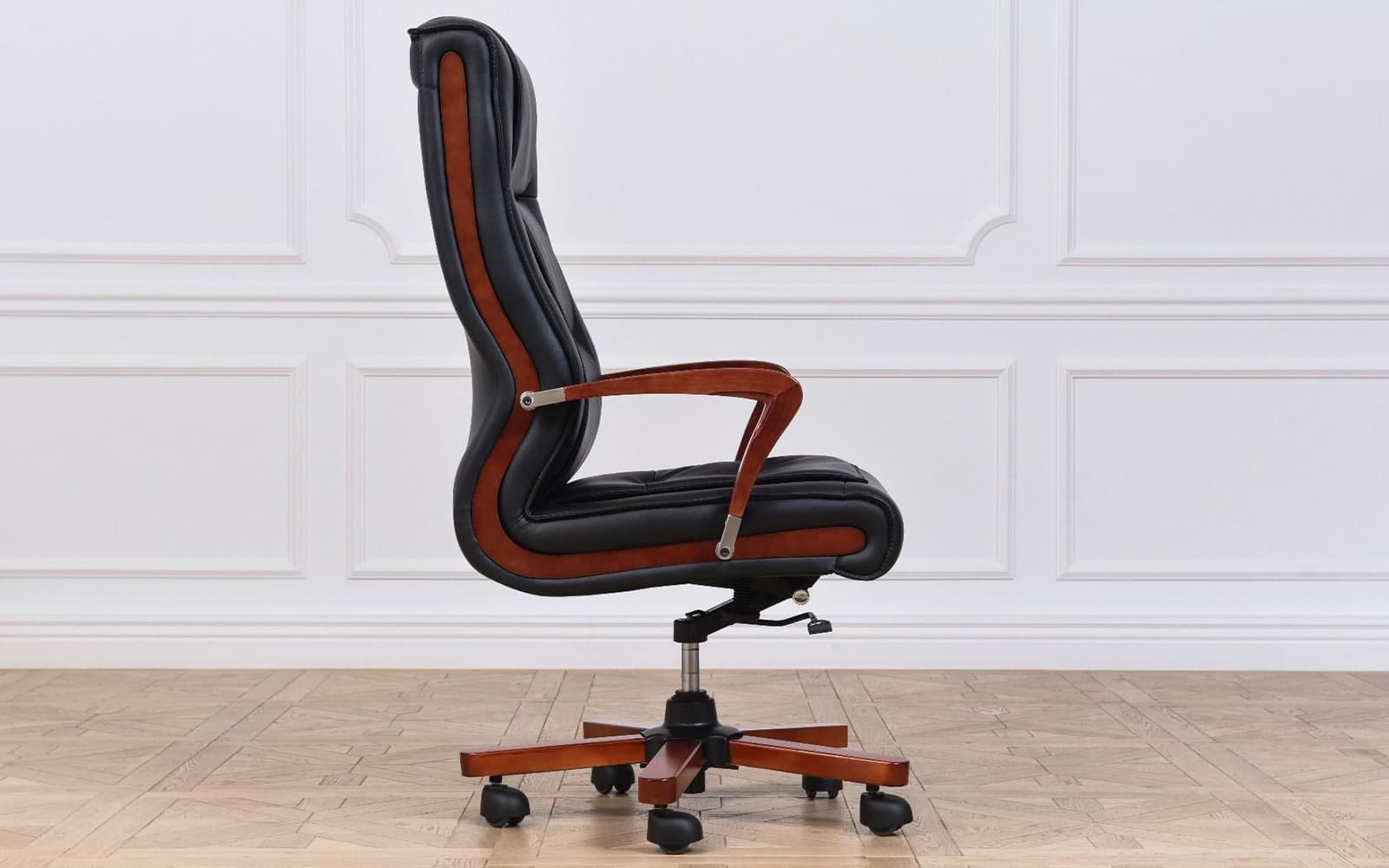 Scaun Toronto, Model T3, Coniac - Piele Neagră