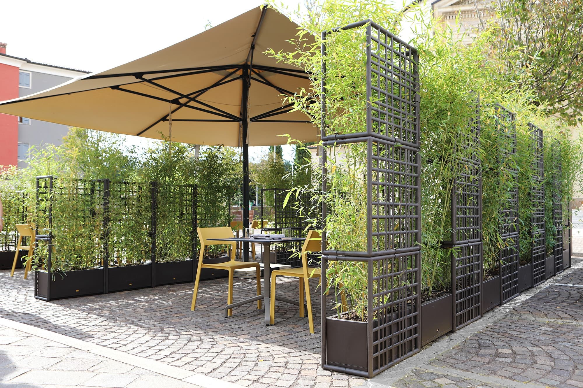 mobilier de lemn masiv