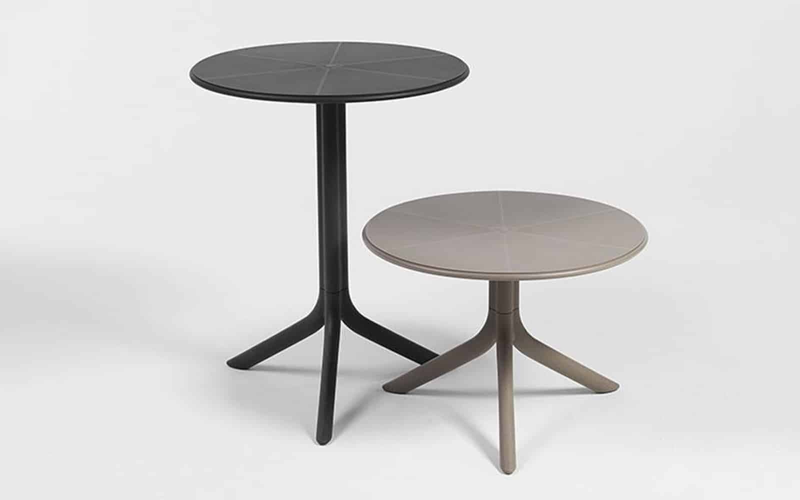 mobilier din lemn masiv