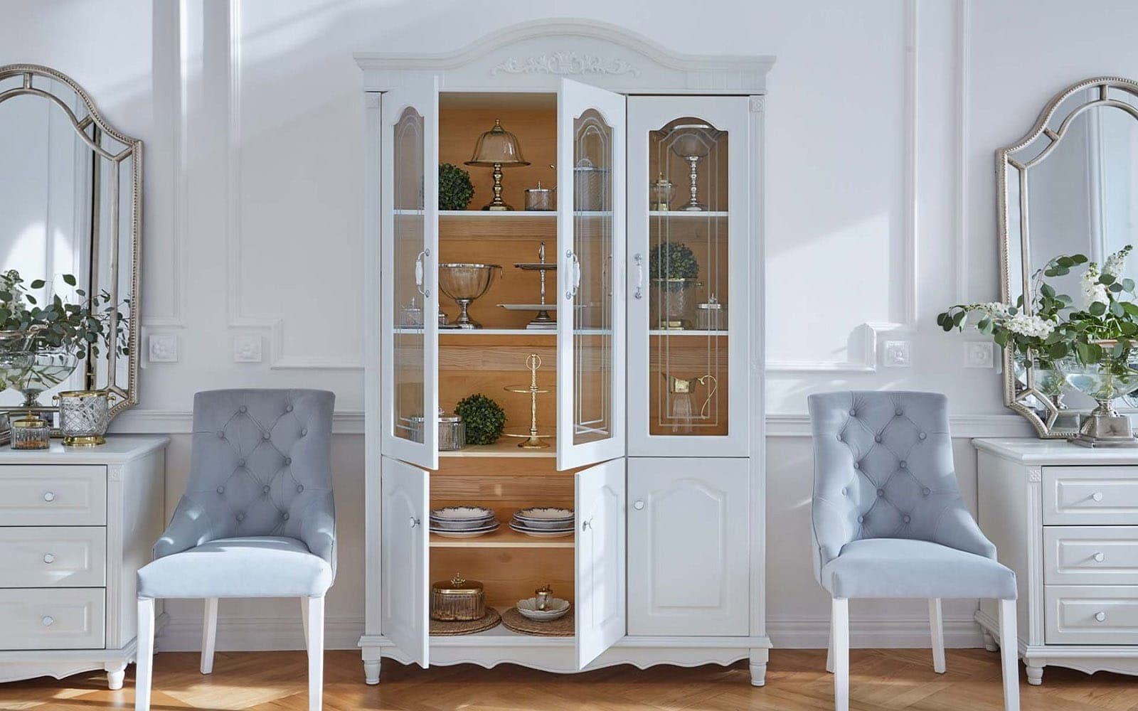 Vitrina Elizabeth, 3 Uși, 139x43x223cm, Alb din lemn masiv