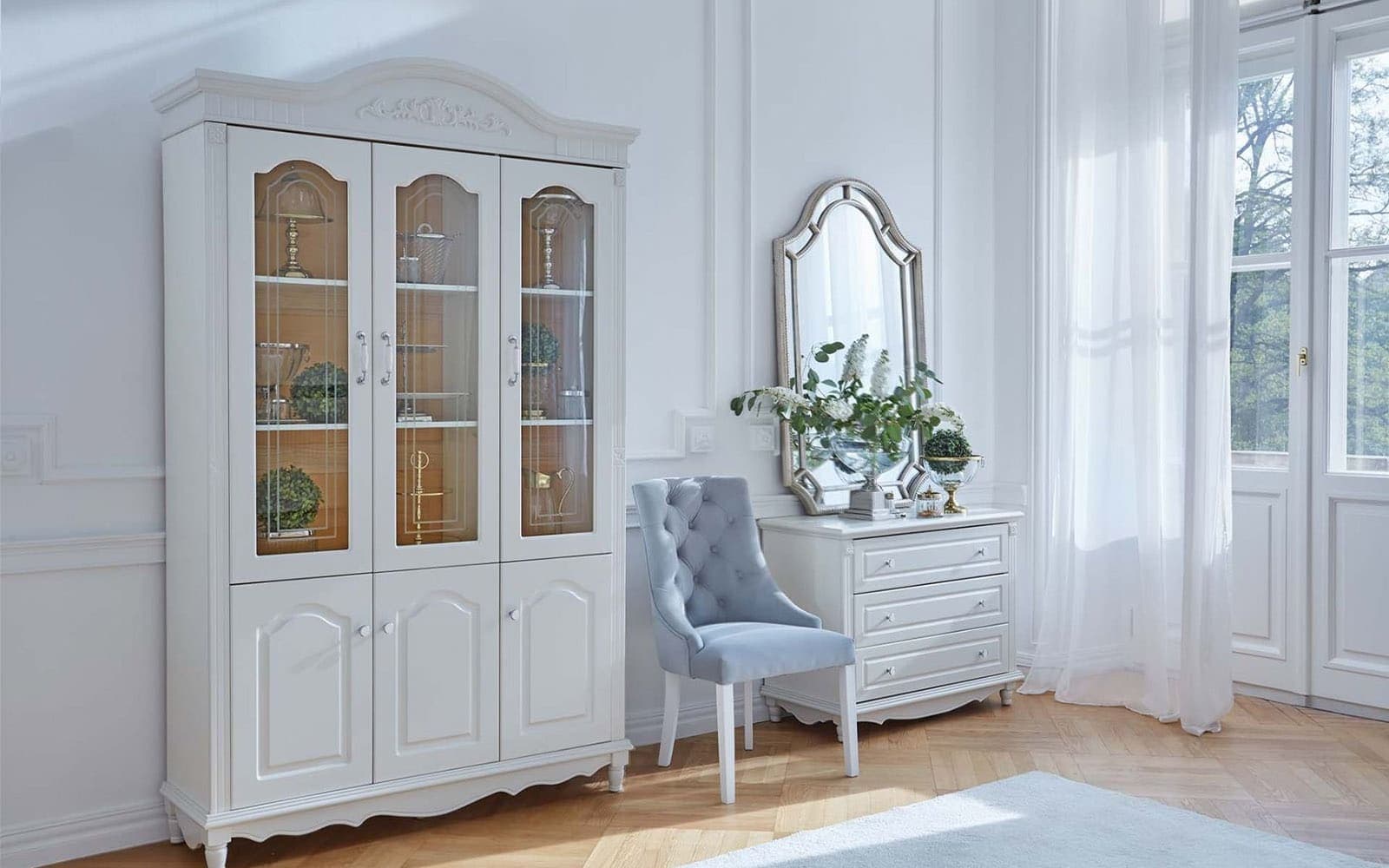 Vitrina Elizabeth, 3 Uși, 139x43x223cm, Alb din lemn masiv