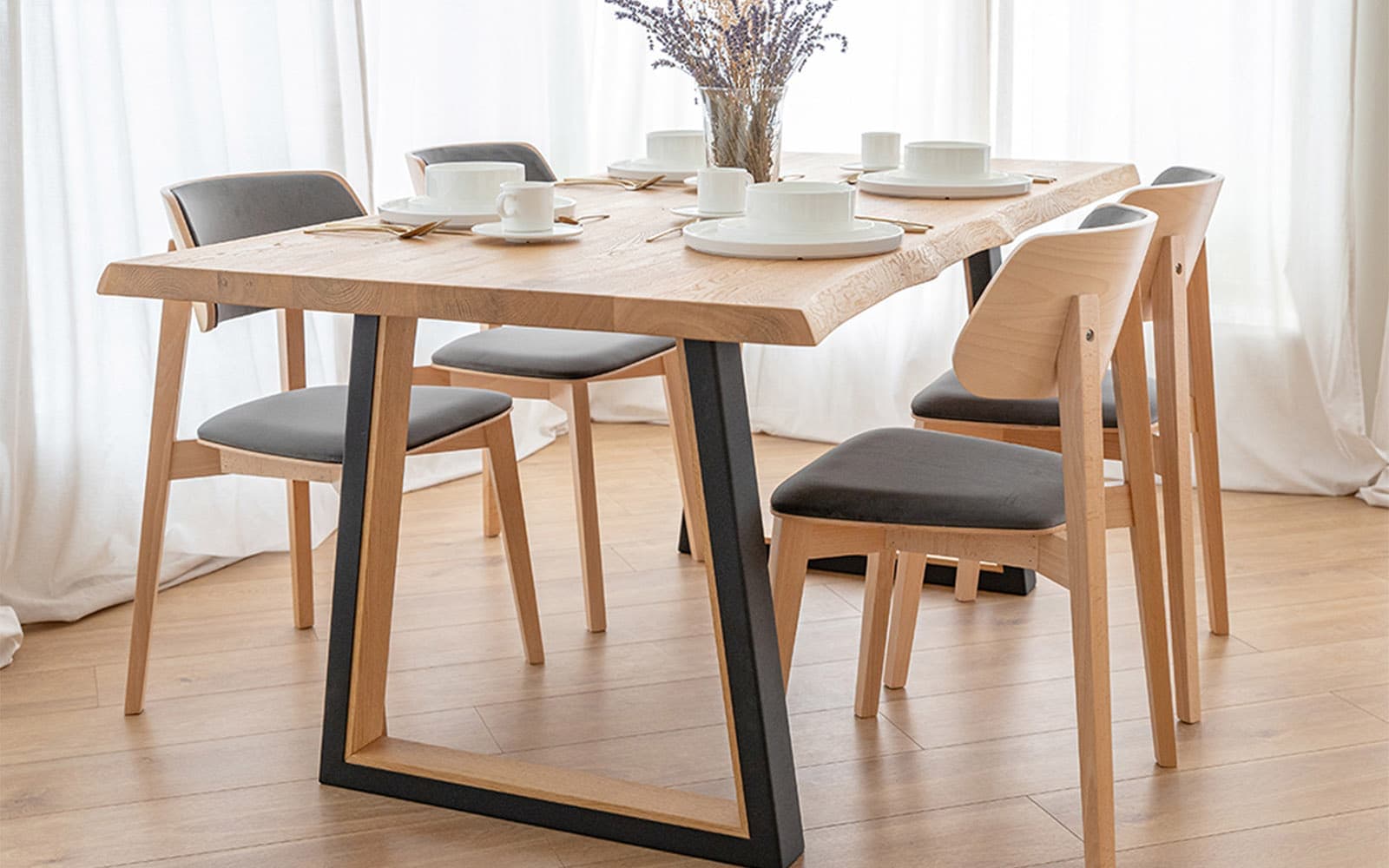 Scaun Novak, Lemn Masiv Fag, Tapițat, 46x43x80cm