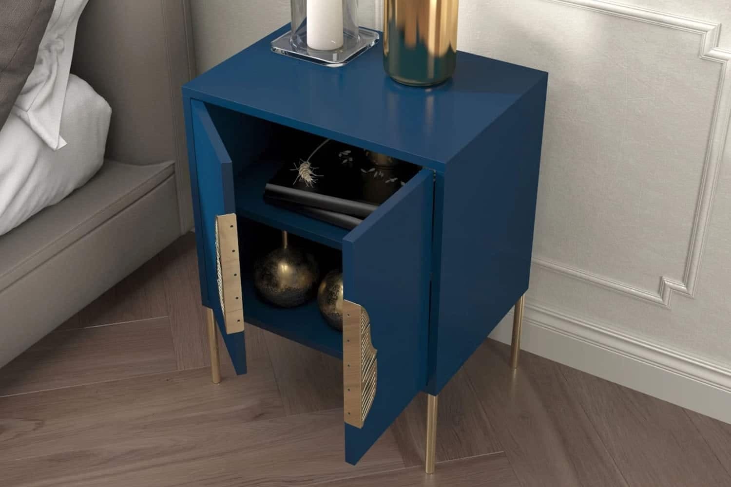 Noptieră Merlin, Personalizabilă, Accesorii placate cu Aur, 54 x 40 x 69 cm din lemn masiv