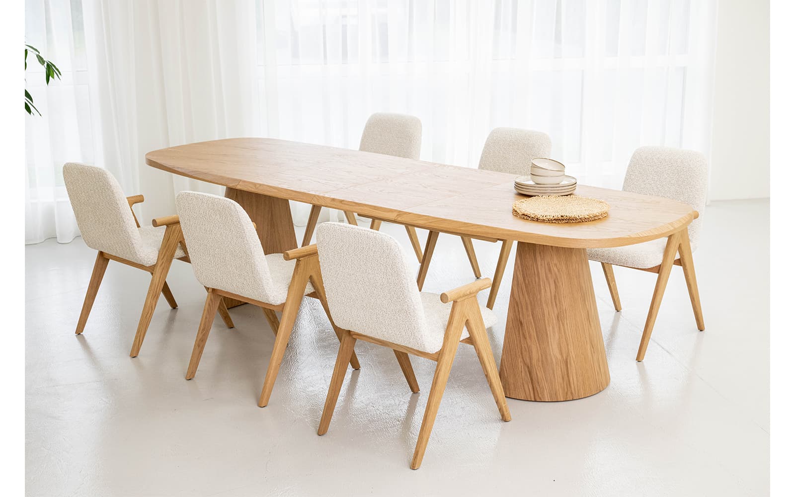 Masa Dining, EGO, Personalizabila din lemn masiv