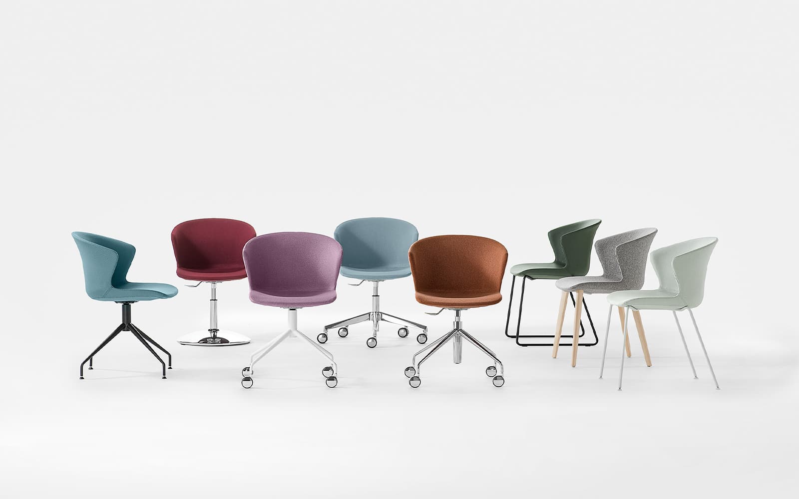 Kicca Plus – Scaun pivotant cu baza rotunda cromata și gazlift
