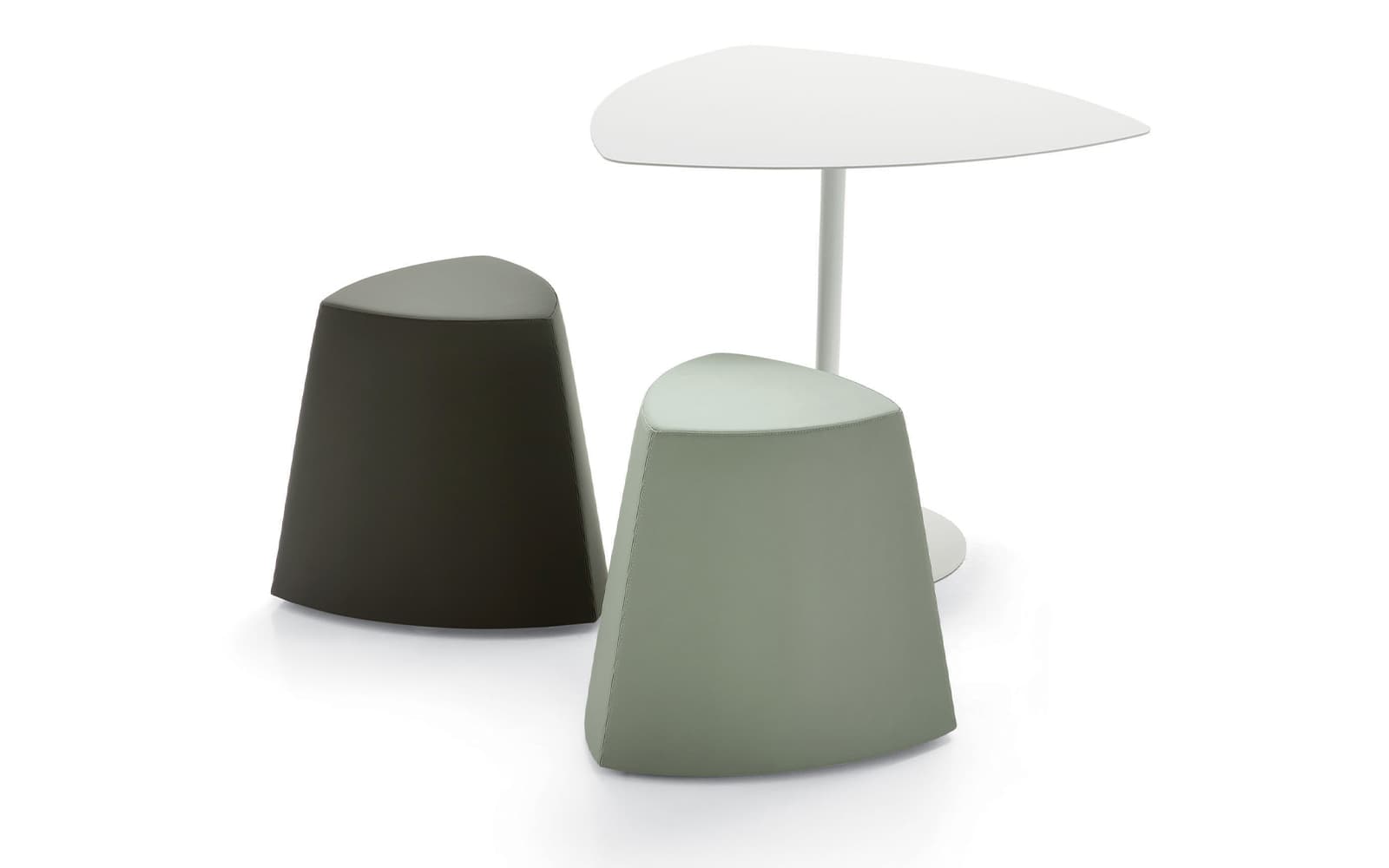 Taburet Kensho – forma triunghiulara