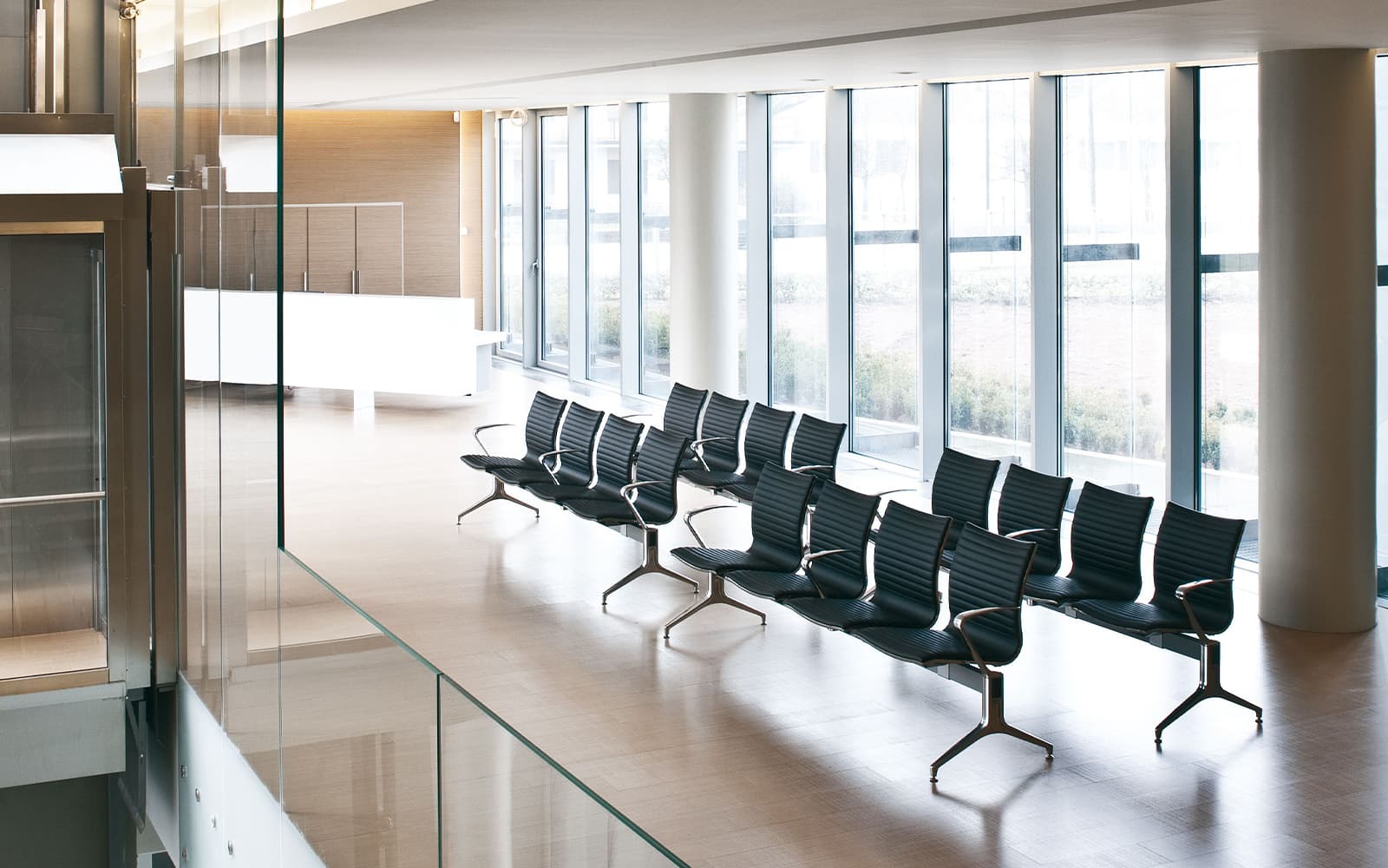 Kruna Bench Plus Linear – 3 locuri, banca asteptare modulara