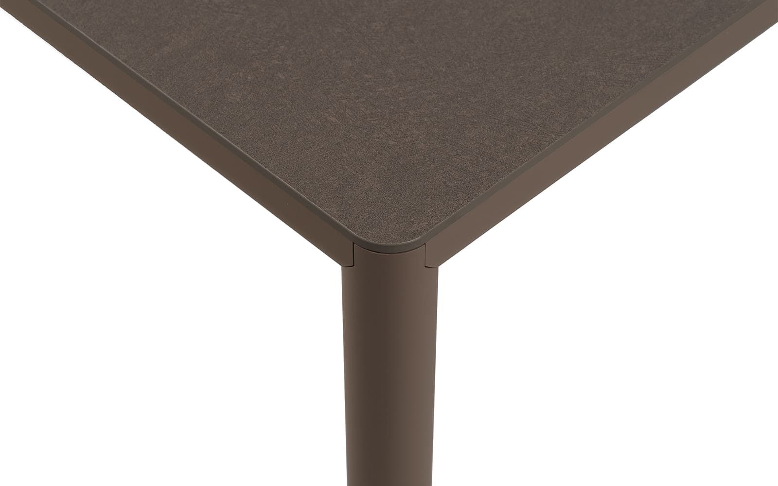 Masa Exterior Nardi - Piave 70