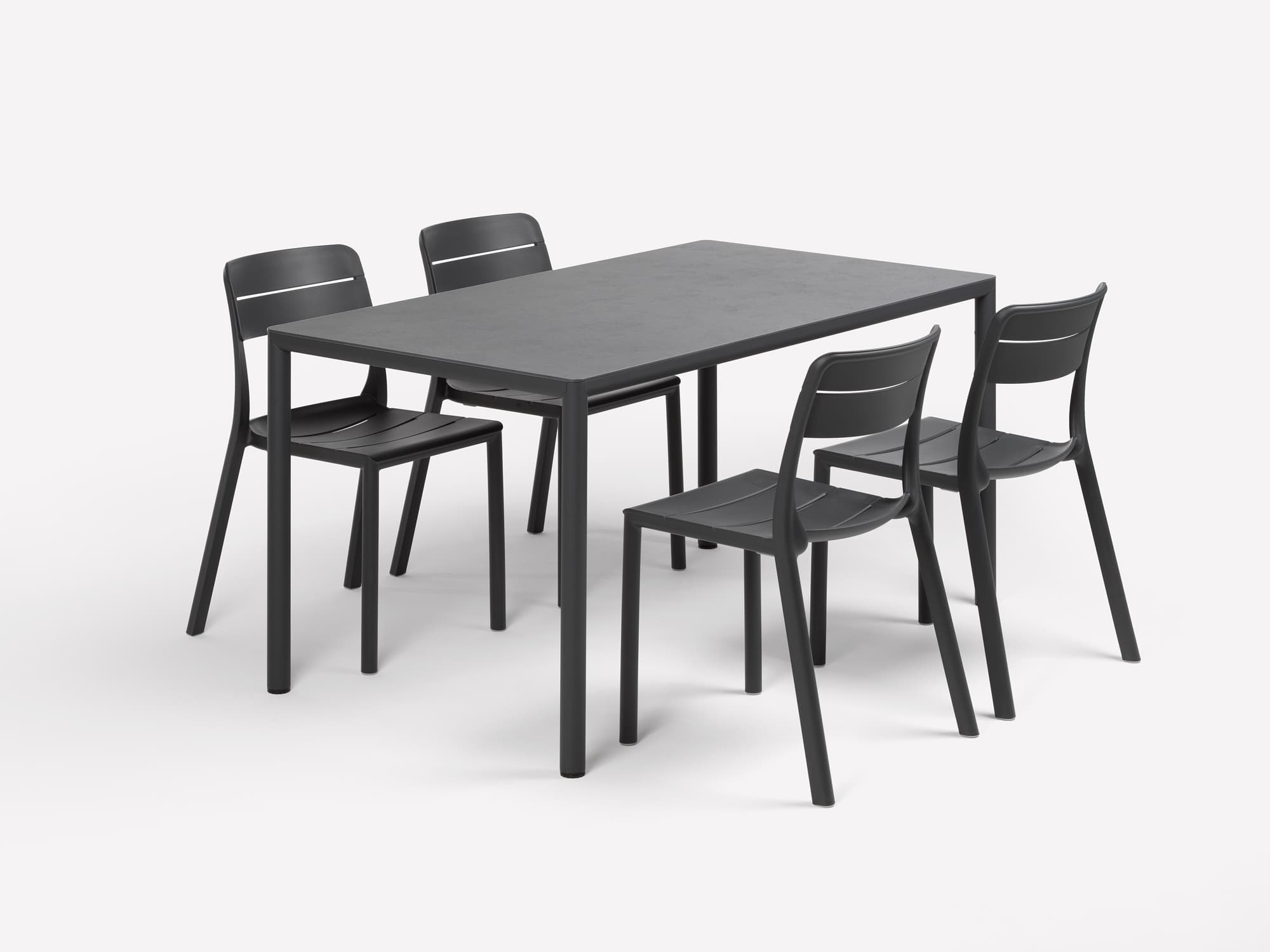 Masa Exterior Nardi - Piave 80