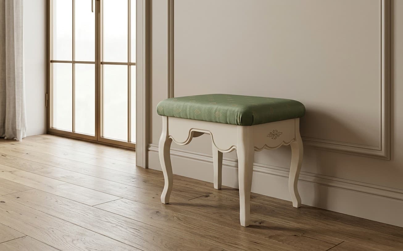 Taburet Casandra, Lemn Masiv, 53x40x46cm, Alb Antic