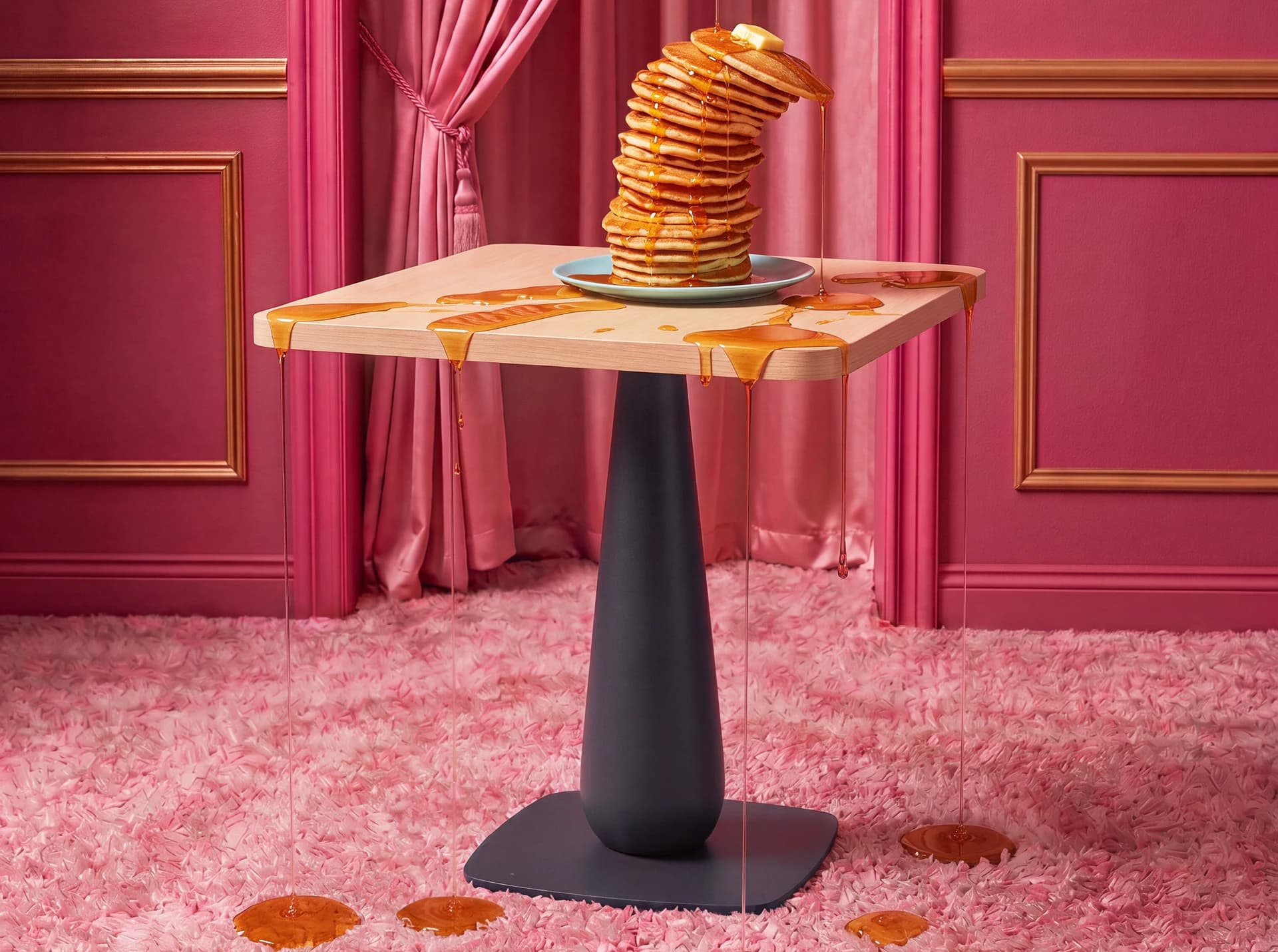 Masă Dining Drop, Coloană din Lemn, Personalizabilă din lemn masiv