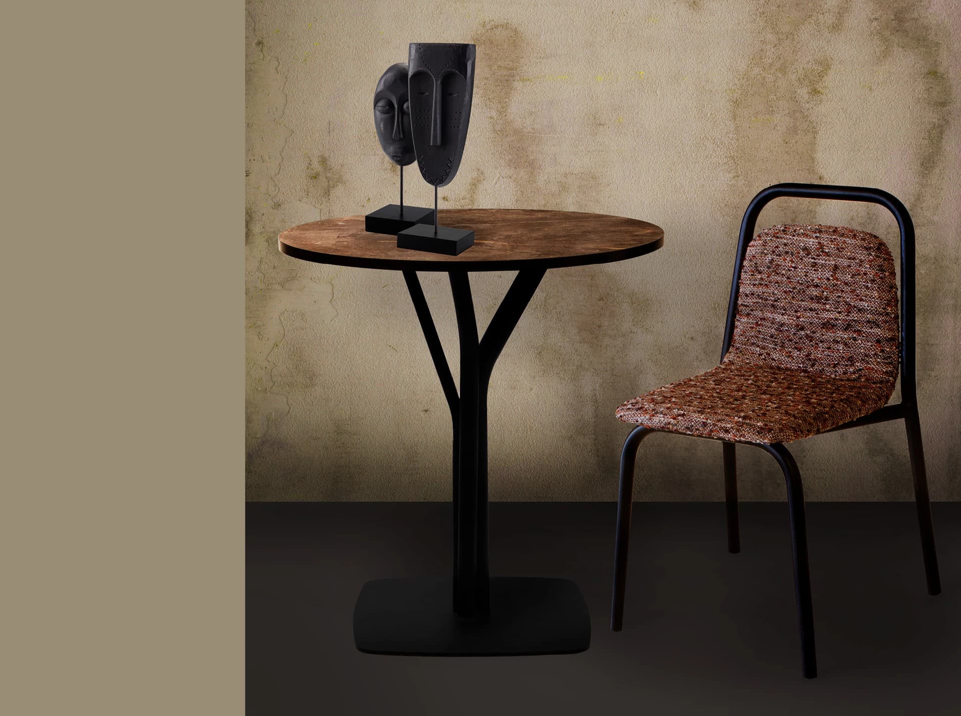 Masă Dining Masai, Metal Negru, Personalizabilă din lemn masiv