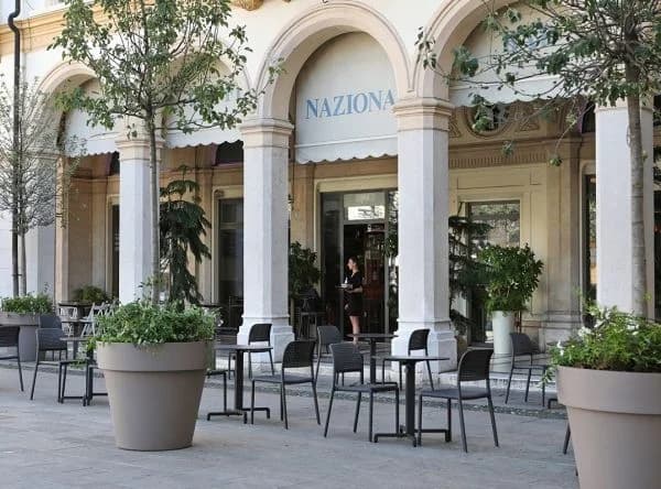 Caffè Nazionale — mobilier Nardi, Arzignano, Italia