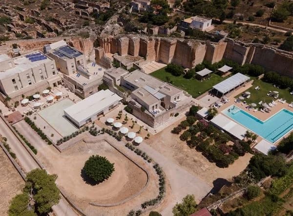 Cave Bianche Hotel — mobilier Nardi, Favignana, Italia