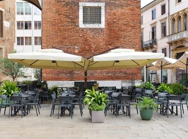 Cucù — mobilier Nardi, Vicenza, Italia