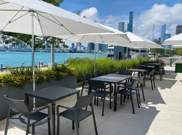 Lírica Restaurant — mobilier Nardi, Chicago, Statele Unite