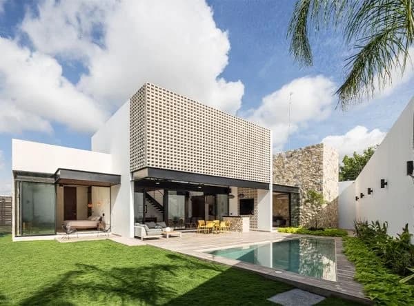 Un Patio — mobilier Nardi, Mérida, Yucatán, Mexic