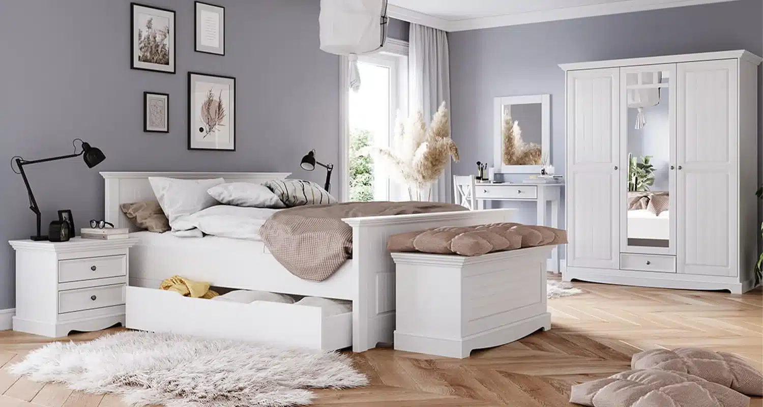 mobilier de lemn masiv