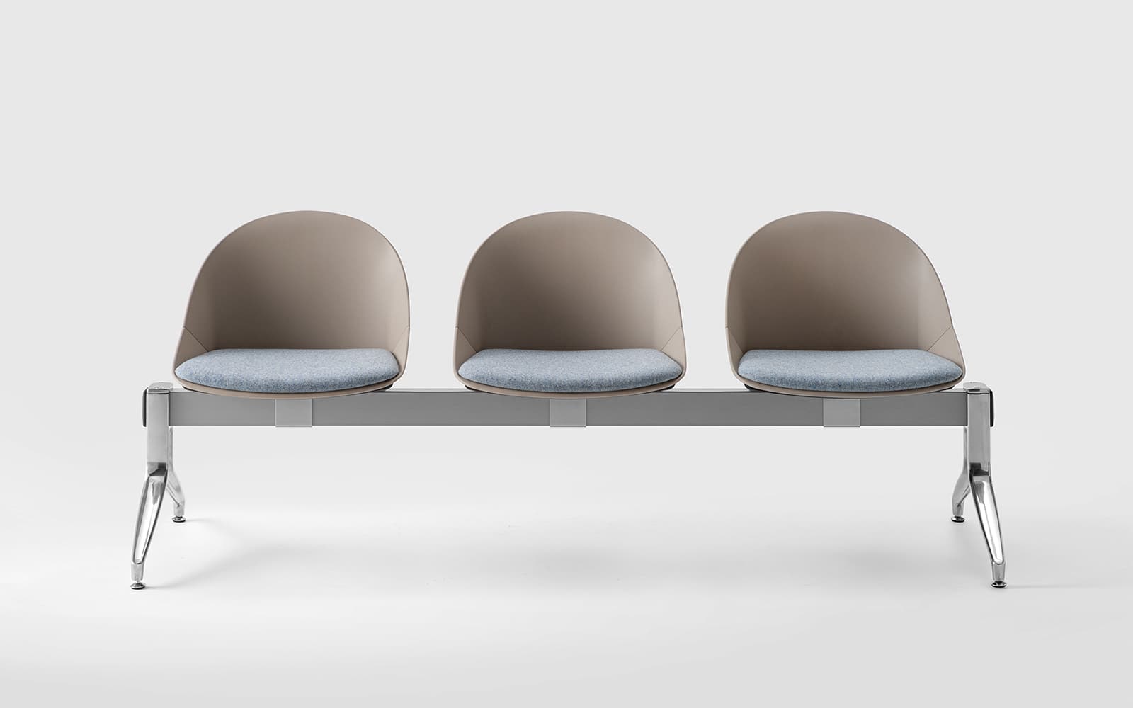 Kross Bench – Banca modulara pentru spatii de asteptare din lemn masiv