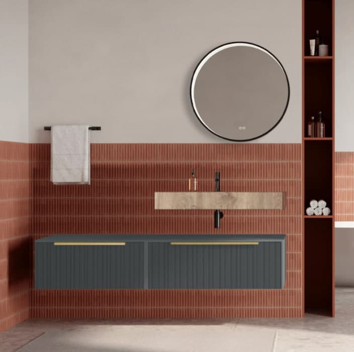 Set mobilier baie suspendat cu riflaj Plissetatto, lavoar și oglindă rotundă, 140 cm, Iconica din lemn masiv
